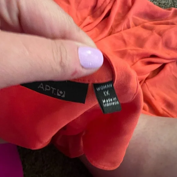 Coral colored sleeveless button down shirt - Picture 2 of 2